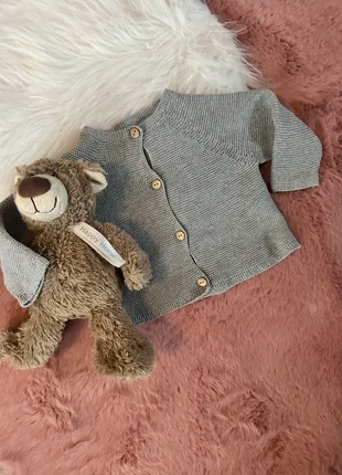 Vestje Zara maat 62, marque: Zara, état: Très bon état, taille: 3-6 mois / 62 cm, 3,50 €, 4,38 € Protection acheteurs incluse