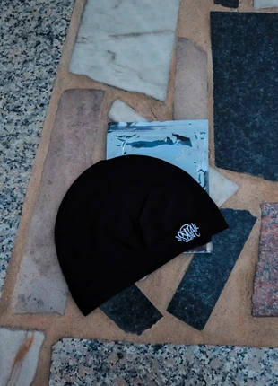 Syna World skull beanie, marque: Syna World, état: Neuf sans étiquette, taille: Taille unique, 10,00 €, 11,20 € Protection acheteurs incluse