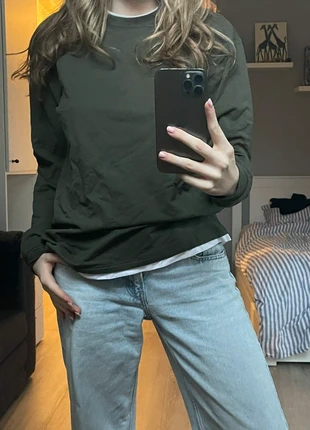 donkergroene longsleeve, marque: New Yorker, état: Neuf sans étiquette, taille: XS / 34 / 6, 5,00 €, 5,95 € Protection acheteurs incluse