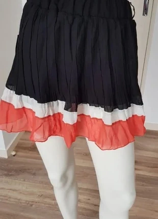 Jupe courte, marca: Boutique Parisienne, estado: Novo com etiquetas, tamanho: M / 38 / 10, €8.00, €9.10 inclui Proteção do Comprador