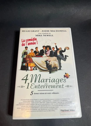 Vhs 4 mariages et 1 enterrement, état: Bon état, 1,00 €, 1,75 € Protection acheteurs incluse
