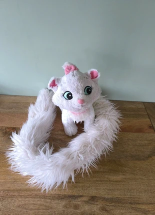 Peluche marie Disneyland Paris, marque: Disneyland Paris, état: Très bon état, taille: Taille unique, 15,00 €, 16,45 € Protection acheteurs (Pro) incluse