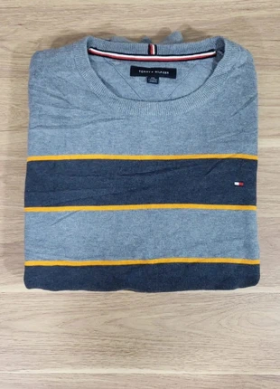 Pull col rond Tommy Hilfiger XXL gris rayé bleu et jaune coton, marque: Tommy Hilfiger, état: Très bon état, taille: XXL, 22,00 €, 23,80 € Protection acheteurs incluse