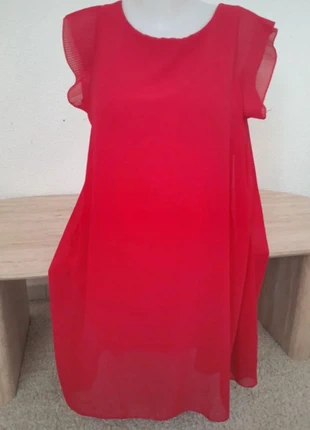 Robe rouge manches courtes plissé avec doublure taille 40 made in Italy, brand: Made In Italy, condizioni: Nuovo senza cartellino, taglia: L / IT 44 / EU 40, €13.00, €14.35 include la Protezione acquisti