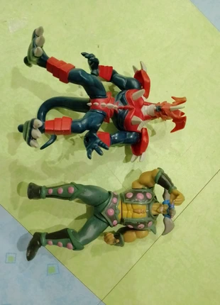 Figurines Yu-Gi-Oh vintage (lot de 2)  années 2000, marca: Yu-Gi-Oh!, estado: Bom, tamanho: Prematuro, até 44 cm, €10.00, €11.20 inclui Proteção do Comprador