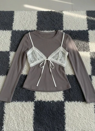 Haut taupe dentelle blanche style doux saison printemps taille S, brand: Vintage Dressing, condition: Very good, size: S / 36 / 8, €32.90, €35.25 includes Buyer Protection