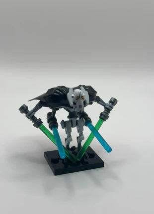 Figurine type LEGO – General Grievous Avec Cape Rouge – Star Wars, brand: Star Wars, condition: Very good, size: Preemie, up to 44cm, €3.99, €4.89 includes Buyer Protection
