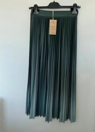 Jupe plissée Darcy marque Maison123 neuve avec étiquette, marca: Maison 123, estado: Novo com etiquetas, tamanho: S / 36 / 8, €28.00, €30.10 inclui Proteção do Comprador