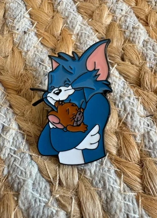 Pins Tom et Jerry 🐱🐭, marca: Tom and Jerry, estado: Muito bom, €4.00, €4.90 inclui Proteção do Comprador Pro