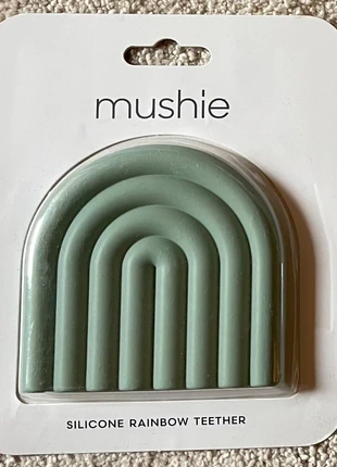 Anneau de dentition arc en ciel Mushie, marke: Mushie, zustand: Neu, mit Etikett, größe: 3-6 Monate / 62, 3,50 €, 4,38 € inklusive Vinted-Käuferschutz