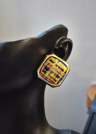 Paire de boucles d'oreilles légères vintage à clip au décor des années 70-80, brand: Vintage Love, condition: Very good, €6.00, €7.00 includes Buyer Protection Pro