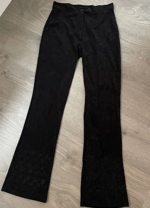 Pantalon droit velour avec motifs fleuris, brand: COQUETTE, condizioni: Ottime, taglia: XS / IT 38 / EU 34, €13.00, €14.35 include la Protezione acquisti