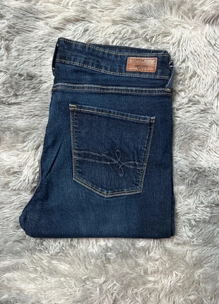 Jean Denizen From Levi's Modern Skinny Bleu Marine W32 JEA089, brand: Levi's, condizioni: Ottime, taglia: XL / IT 46 / EU 42, €14.00, €15.40 include la Protezione acquisti Pro