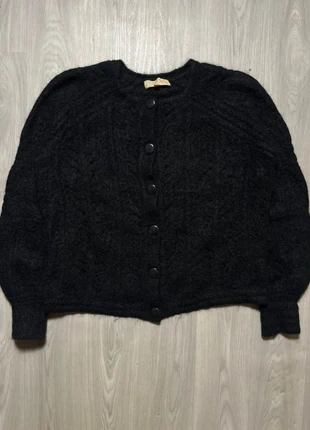 Cardigan d’hiver Sézane Anahi veste / noir / Taille S, merk: Sézane, staat: Heel goed, maat: S / 36 / 8, € 95,00, € 100,45 inclusief Kopersbescherming Pro