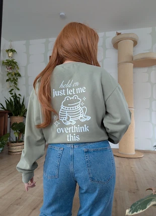 Helles Kaki Funny Frosch Graphic Sweater Hold on let me overthink this Frog Pulli Mental Health, brand: graphic sweater, condizioni: Ottime, taglia: M / IT 42 / EU 38, €35.00, €37.45 include la Protezione acquisti