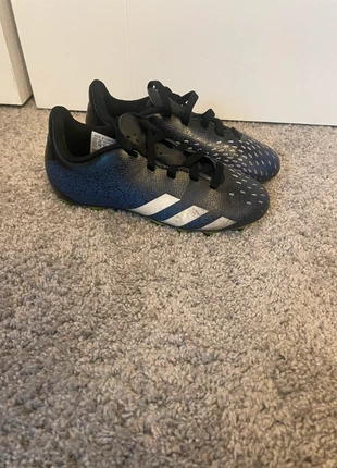 Kids Adidas football boots Size 10k, brand: adidas, condition: Good, size: 10 child | EU 28, £3.00, £3.54 includes Buyer Protection