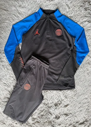 Ensemble PSG, brand: Nike, condition: Very good, size: 14 years / 164 cm, €42.50, €45.33 includes Buyer Protection