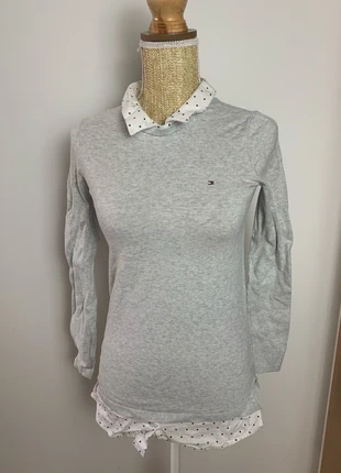 Pull Chemisier Tommy Hilfiger gris - Taille XXS, brand: Tommy Hilfiger, condition: Very good, size: XXS / 32 / 4, €15.00, €16.45 includes Buyer Protection Pro