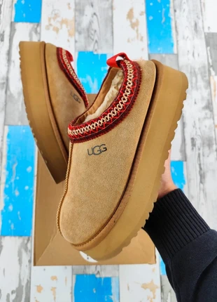 Sabot UGG Compensé Elevate Clogs Fourrure << Tazz >> Taille 38, marque: UGG, état: Très bon état, taille: 38, 75,00 €, 79,45 € Protection acheteurs (Pro) incluse