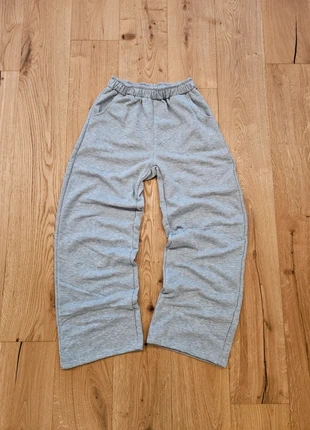 Pantaloni oversize tuta grigi Y2K 100% cotone, marque: y2k, état: Neuf sans étiquette, taille: M, 30,00 €, 32,20 € Protection acheteurs incluse