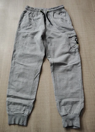 Bas de jogging, marca: Freegun, estado: Bueno, tamaño: 12 años / 152 cm, 3,00 €, 3,85 € Protección al comprador incluida