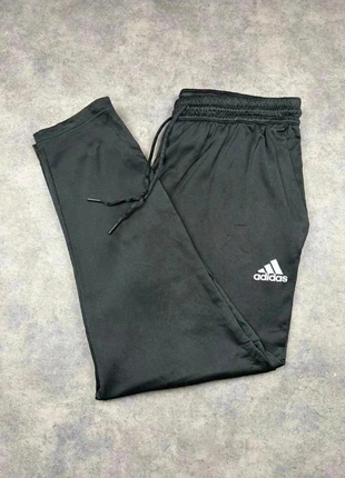 Jogging Adidas | Taille XL | Couleur Noir, brand: adidas, condition: Good, size: XL, €12.50, €13.83 includes Buyer Protection Pro