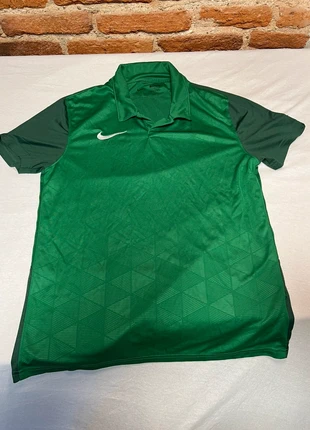 Polo Nike vert, marque: Nike, état: Bon état, taille: L, 5,00 €, 5,95 € Protection acheteurs (Pro) incluse