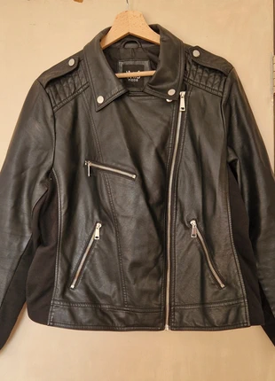Lederlook jack met ritsen, maat 48. M&S Mode., merk: M&S Mode, staat: Heel goed, maat: 4XL / 48 / 20, € 16,95, € 18,50 inclusief Kopersbescherming