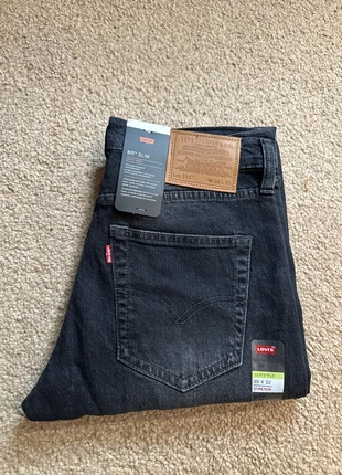 Levi’s 511 Slim Fit Jeans - W30 L32 - New with Tags, brand: Levi's, condition: New with tags, size: W30, £24.99, £26.94 includes Buyer Protection