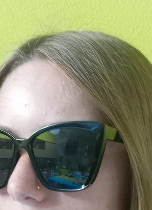 Bellissimi occhiali da sole neri,  nuovi., merk: SOL, staat: Nieuw met prijskaartje, € 8,00, € 9,10 inclusief Kopersbescherming