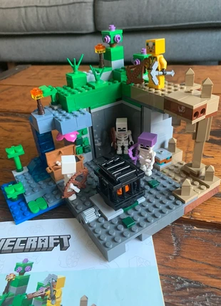 LEGO Minecraft Skeleton Dungeon set 21189, brand: LEGO, condition: Very good, size: One size, £15.00, £16.50 includes Buyer Protection