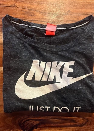 Pull Nike Col Bateau Rond large Floque Noir Blanc Femme Leger Fin Sport Ete Course Muscu XS, brand: Nike, condizioni: Ottime, taglia: XS / IT 38 / EU 34, €6.40, €7.42 include la Protezione acquisti Pro