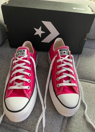 New 🥰 : converse all star Fushia 39 / excellent état, brand: Converse, condition: Very good, size: 39, €42.00, €44.80 includes Buyer Protection Pro