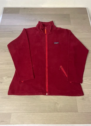 veste polaire full zip patagonia rouge taille M Très bon état, merk: Patagonia, staat: Heel goed, maat: M / 38 / 10, € 35,00, € 37,45 inclusief Kopersbescherming