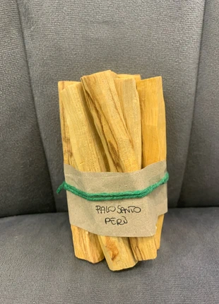 Palo Santo 11 Legnetti peso totale 110 gr, marke: EsotericoShop, zustand: Neu, 10,00 €, 11,20 € beinhaltet Vinted-Käuferschutz Pro