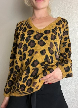pull loepard y2k col v pullover vintage 90s oversize, marque: Vintage Dressing, état: Très bon état, taille: L / 40 / 12, 16,00 €, 17,50 € Protection acheteurs incluse