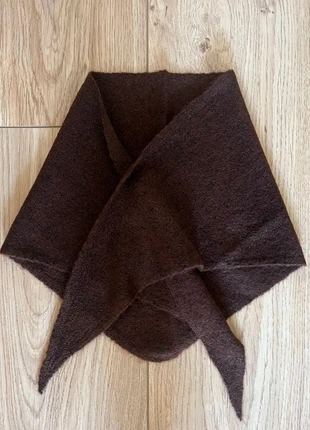 Trendy kort wollig donkerbruin driehoek sjaaltje in H&M/Zara stijl, staat: Nieuw zonder prijskaartje, € 13,50, € 14,88 inclusief Kopersbescherming