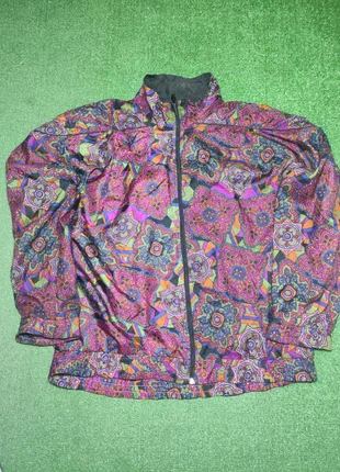 giacca a vento Lavon vintage floreale/psichedelico taglia L, brand: Lavon, condizioni: Ottime, taglia: L, €9.00, €10.15 include la Protezione acquisti