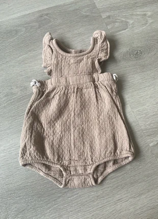 Salopette bébé fille, marque: Kiabi, état: Très bon état, taille: 3-6 mois / 62 cm, 3,00 €, 3,85 € Protection acheteurs incluse