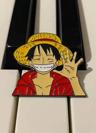 Pin Luffy – One Piece (Anime), marca: One, estado: Muito bom, €3.90, €4.80 inclui Proteção do Comprador