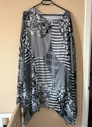 Blouse femme taille 4XL neuve, staat: Nieuw zonder prijskaartje, maat: 4XL / 48 / 20, € 6,00, € 7,00 inclusief Kopersbescherming