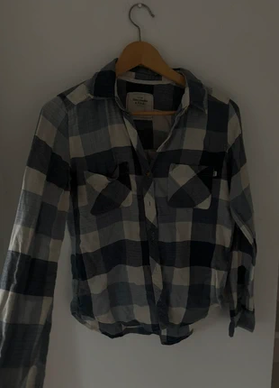 Blousje ambercrombie & fitch, merk: Abercrombie & Fitch, staat: Heel goed, maat: XS / 34 / 6, € 2,95, € 3,80 inclusief Kopersbescherming