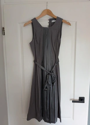 Chique grijze jurk, merk: Day Birger et Mikkelsen, staat: Heel goed, maat: S / 36 / 8, € 15,00, € 16,45 inclusief Kopersbescherming