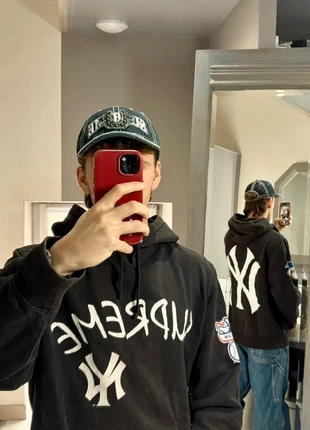 Hoodie Supreme x New York Yankees – SS2015, brand: Supreme, condition: Satisfactory, size: XL, €57.00, €60.55 includes Buyer Protection