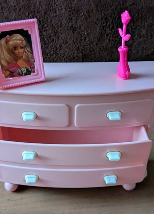 Commode pour poupée Barbie, brand: Barbie, condition: Very good, size: Preemie, up to 44cm, €7.00, €8.05 includes Buyer Protection