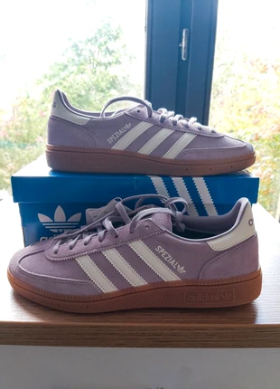 Adidas handball spezial violet 39 1/3, marque: adidas, état: Très bon état, taille: 39, 95,00 €, 100,45 € Protection acheteurs incluse