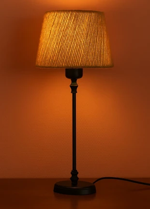 Super mooie vintage unieke touw jute lamp tafellamp sta lamp nachtkastje zwart neutraal, staat: Heel goed, € 15,00, € 16,45 inclusief Kopersbescherming
