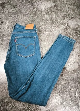 Jean femme Levi’s 721 High Rise Skinny bleu – taille W30 L30 (40), marca: Levi's, estado: Muy bueno, tamaño: L / 40 / 12, 29,00 €, 31,15 € Protección al comprador Pro incluida