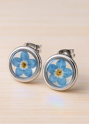 Orecchini acciaio inox anallergico con fiori veri nontiscordardimè, brand: Handmade, condizioni: Nuovo con cartellino, €14.00, €15.40 include la Protezione acquisti Pro