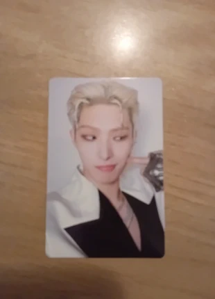 Mingi golden hour part 2 poca for version pc, marque: ATEEZ, état: Très bon état, 2,50 €, 3,33 € Protection acheteurs incluse